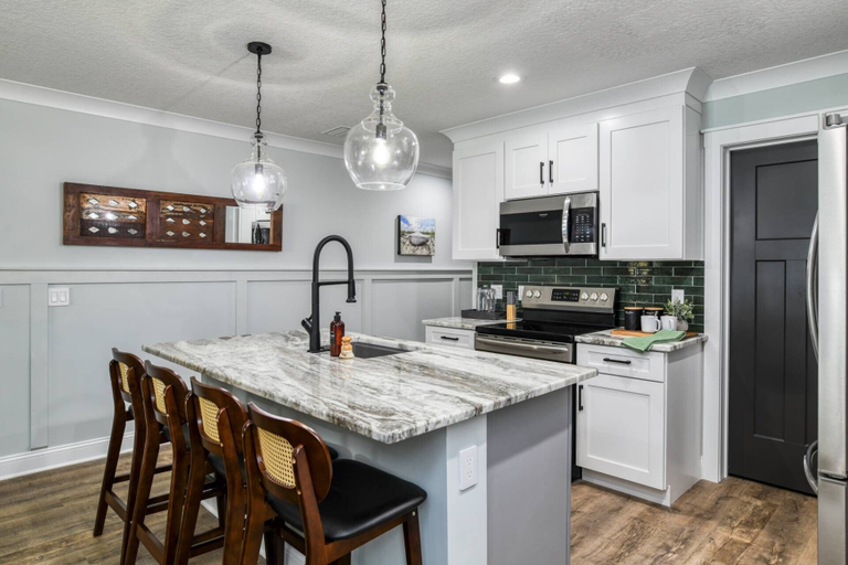 Others 5, Lincolnville Nook, Saint Johns