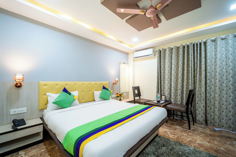 Bedroom 3, Treebo Seven Days, Mahabaleshwar, Satara