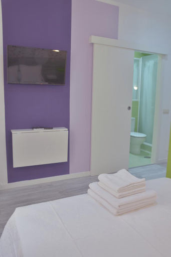 Others 3, Hostal Nersan, Madrid