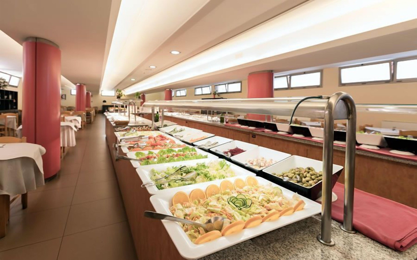 Food & Drinks 5, Tossa Beach-Center, Girona