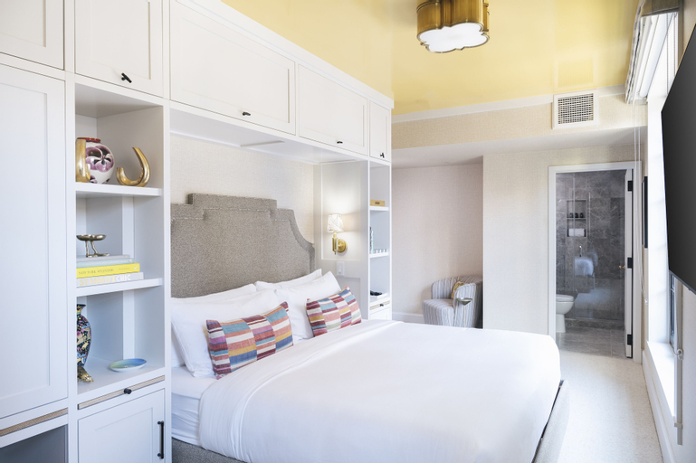 Bedroom 3, Beacon Hill Hotel, Suffolk