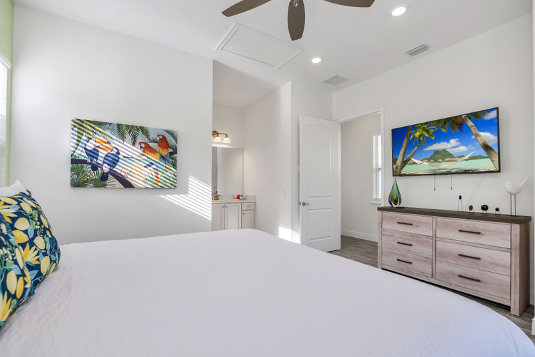 Bedroom 3, Margaritaville Cottage, Private Pool, Near Disney!, Osceola