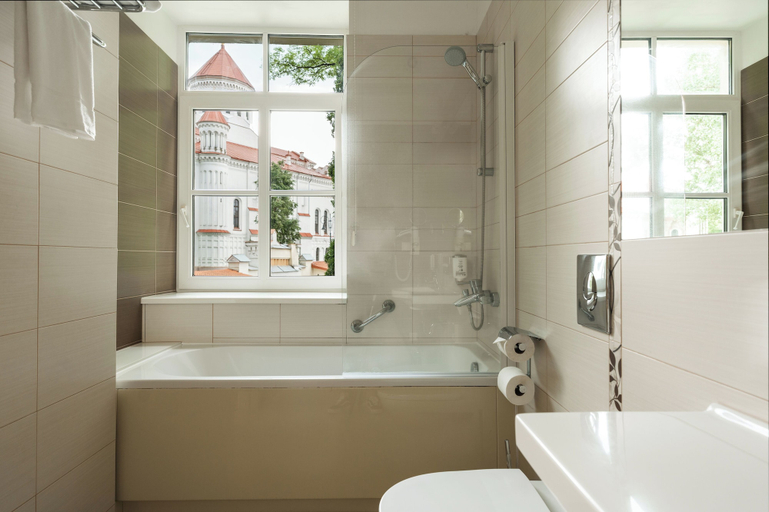 Bathroom 5, Mabre Residence Hotel, Vilniaus
