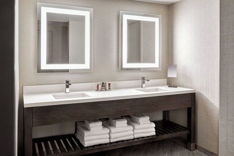 Bathroom 5, Ventura Beach Marriott, Ventura