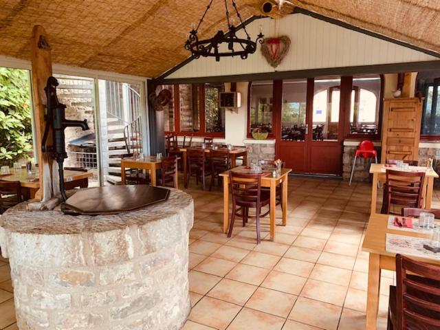 Food & Drinks 5, Hotel-Restaurant La Bergerie, Aveyron