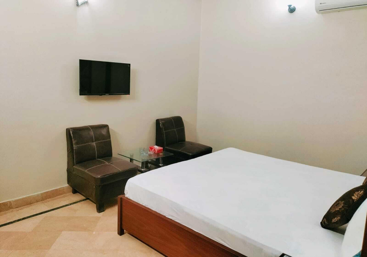 Bedroom 3, Subhan Palace Guest House Karachi, Karachi