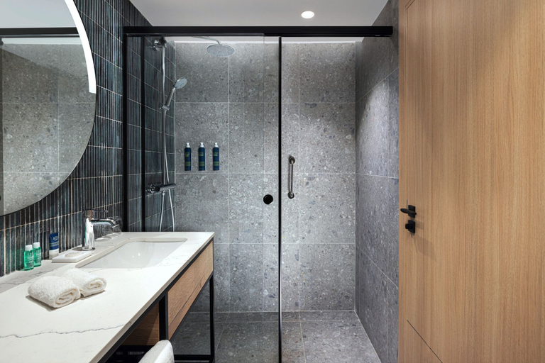 Bathroom 5, Four Points by Sheraton Bansko, Bansko