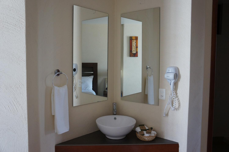 Bathroom 4, Hotel Mirante Tlaxcala, Ixtacuixtla de Mariano Matamoros