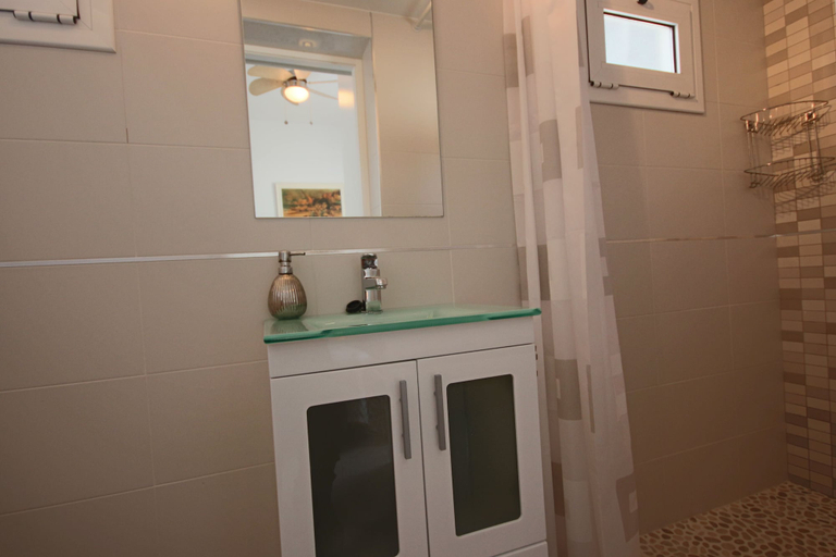 Bathroom 3, Private Family Retreat With Pool Short Walk to the Sea, Alicante