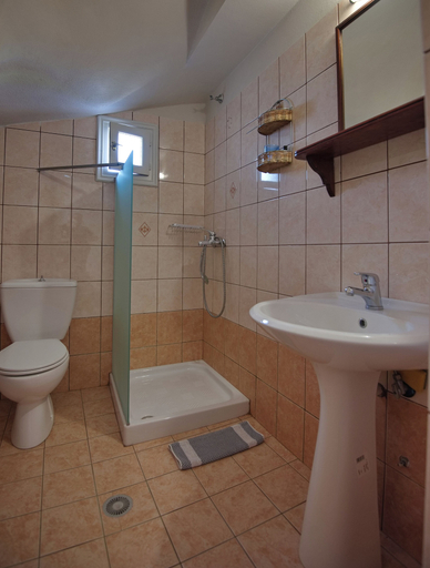 Bathroom, Likavgies Comfort Maisonettes, Thessaly