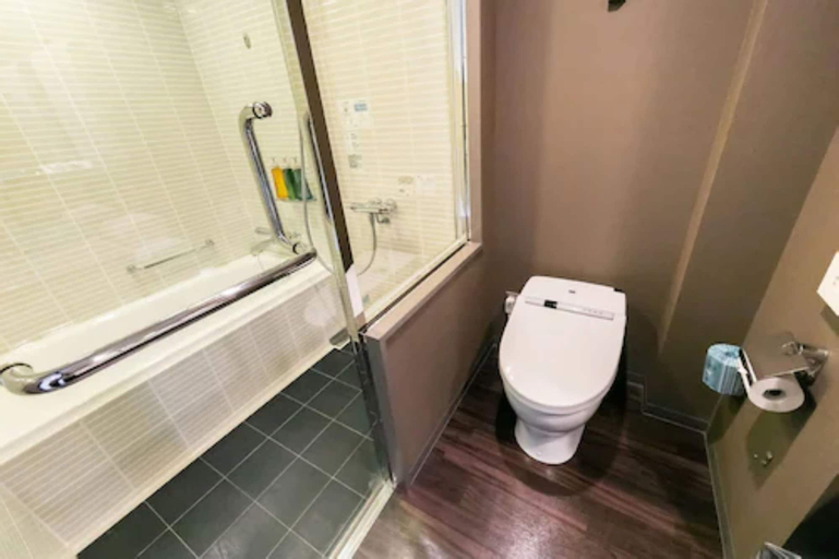Bathroom 5