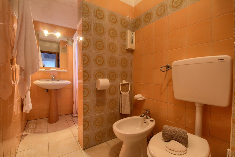 Bathroom, Anna Pool Residence, Lecce