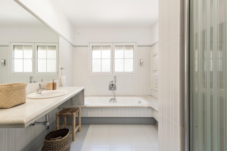 Bathroom 3, Luxury Seaview Villa by Olala Homes, Barcelona
