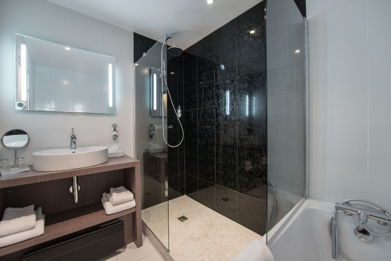 Bathroom 4, Quintessia Resort, Loire-Atlantique