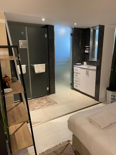 Others 4, Lago Suites Hotel