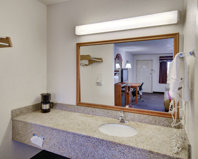 Bathroom 4, Super 8 by Wyndham Decatur Texas, Wise