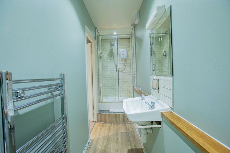Bathroom 4, The Midland Hotel, Leeds