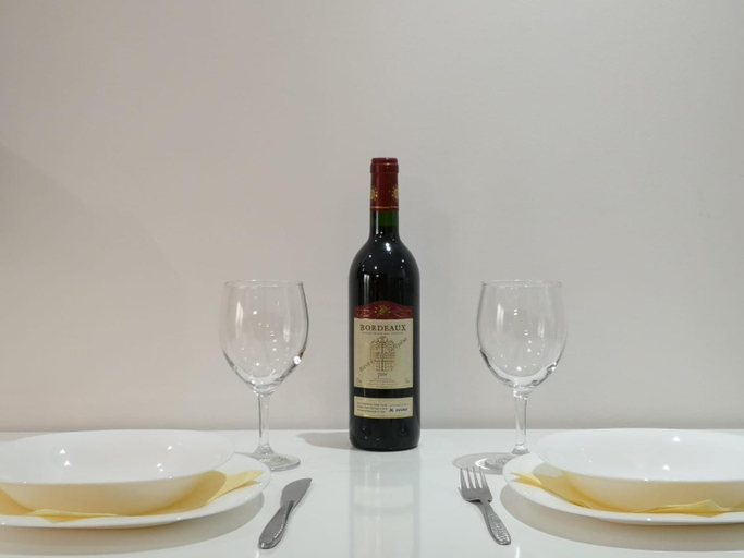 Food & Drinks 4, Nikolic Apartment 2, Leskovac