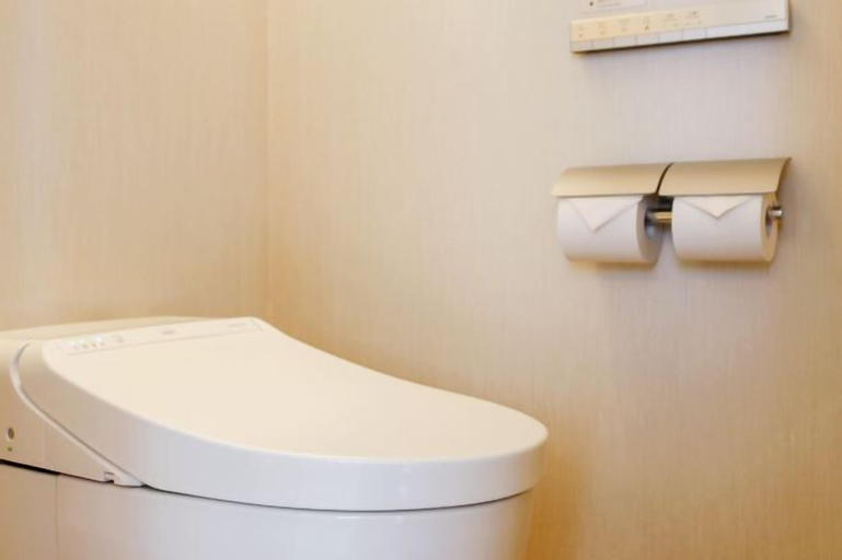Bathroom 23