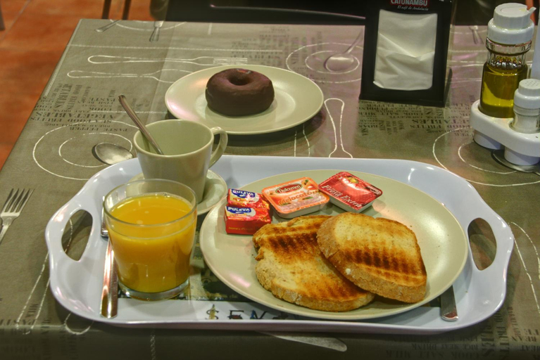 Food & Drinks 5, Hostal Jentoft, Sevilla