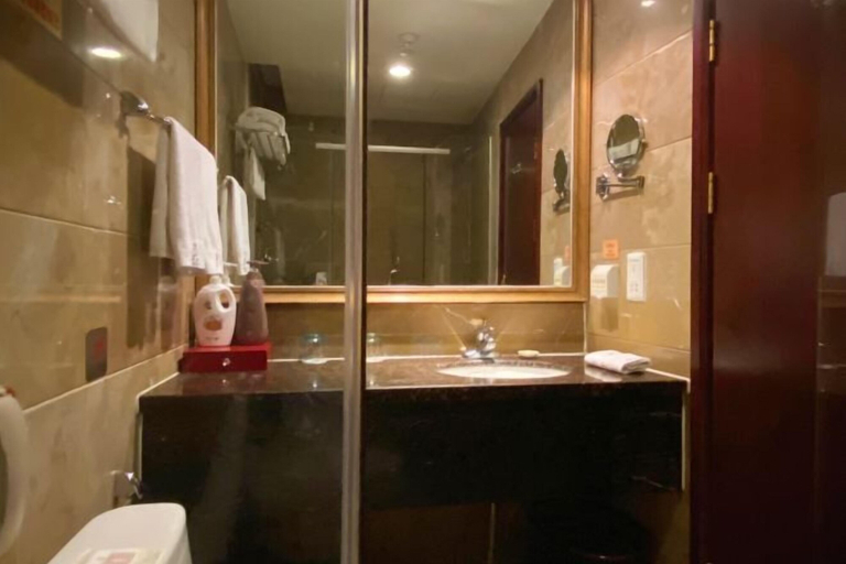 Bathroom 4, Fuling Hotel, Chongqing