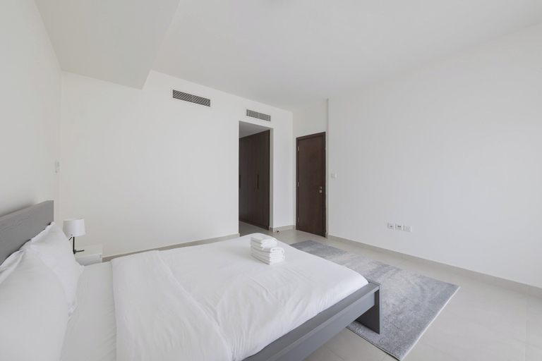Room 4, Splendid 1BR in Living Garden, Dubai