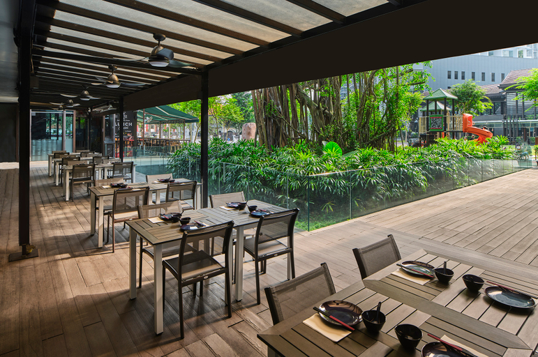 Food & Drinks 5, Aloft Singapore Novena, Singapore