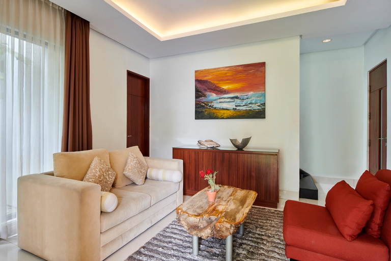 Exterior & Views 2, Oyama City View Villa 4 bedrooms with a private swimming pool, Bandung