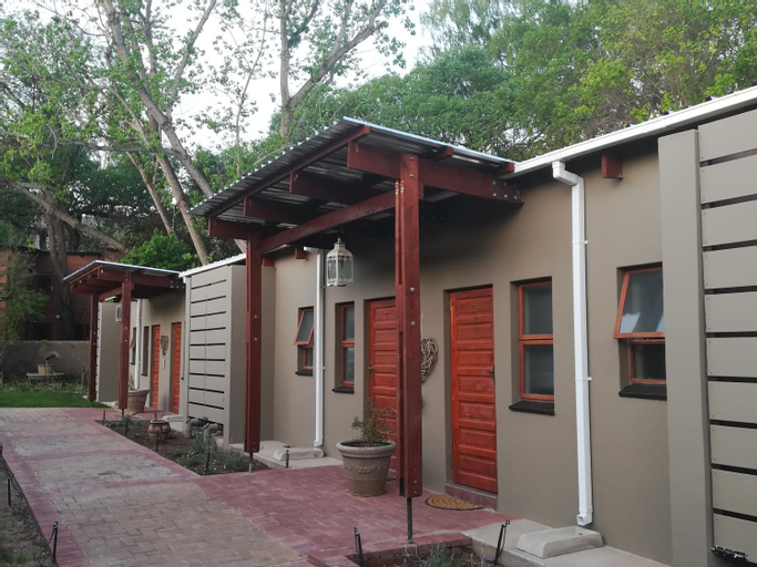 Tranquil House B&B @ 121 Berry St, Chris Hani