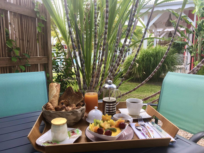 Food & Drinks, Hotel & Villa Le Cocotel, Saint-François