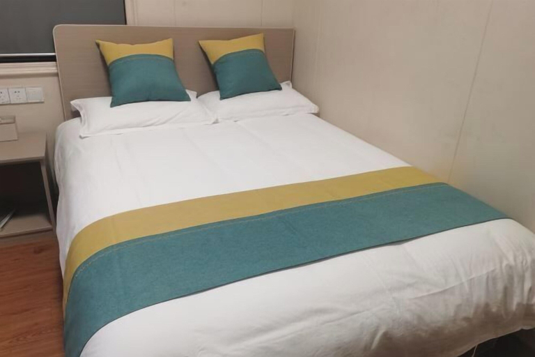 Bedroom 5, Ruyilou Hostel, Wenzhou