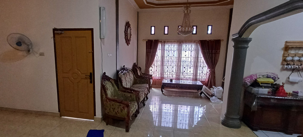 Others 4, Rumah 4 kamar w/150 Mbps & Home Theater, Palembang