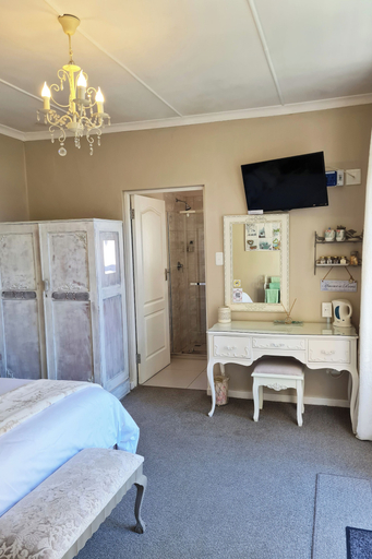 Bedroom 3, Cherry Berry Lodge, Eden