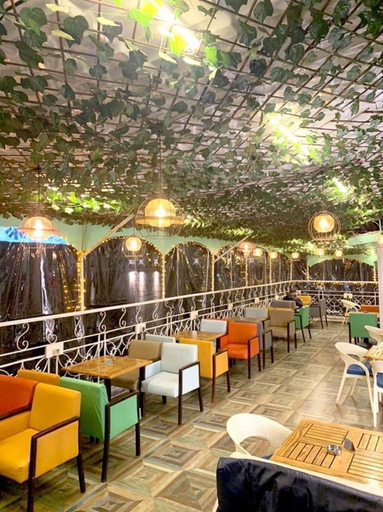Food & Drinks 2, Town View Hotel, Qasr an-Nil