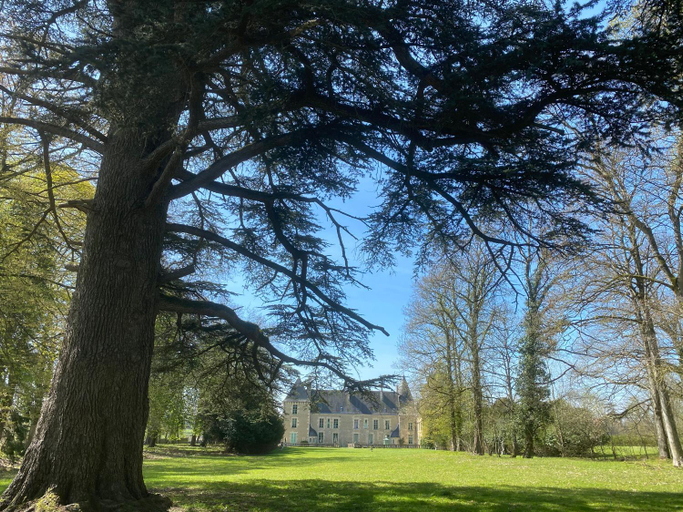 Others 2, Chateau des Feugerets, Orne