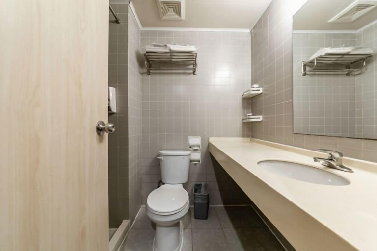 Bathroom 4, Jinjiang Inn (Wuxi New District National Software Park), Wuxi