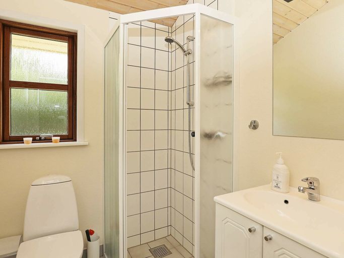 Bathroom 3, Luxurious Holiday Home Near Hals With Whirlpool, Aalborg