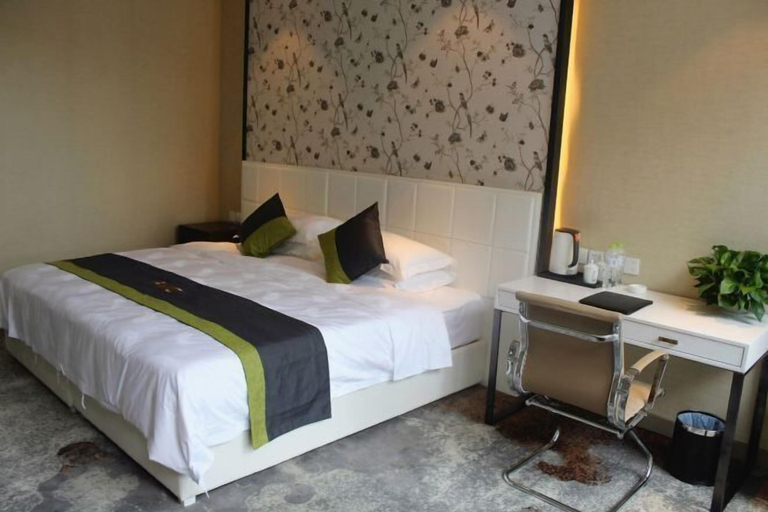 Bedroom 2, Food Valley Hotel, Weifang