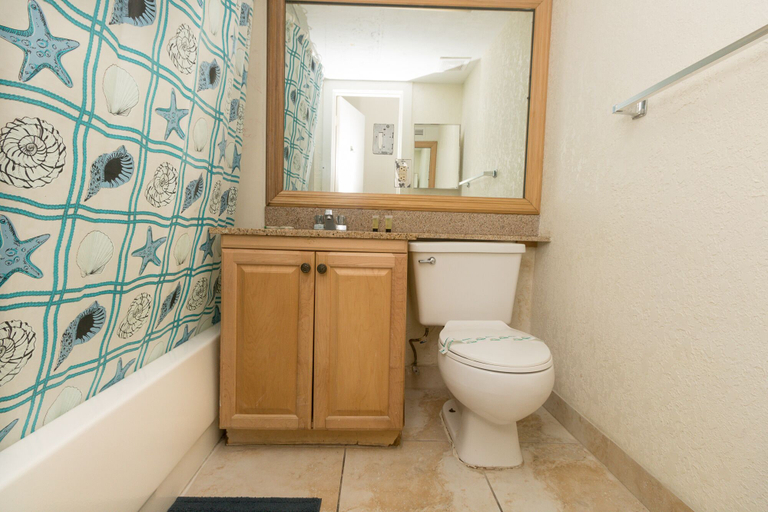 Bathroom, 718 City View Hollywood Beach, Broward