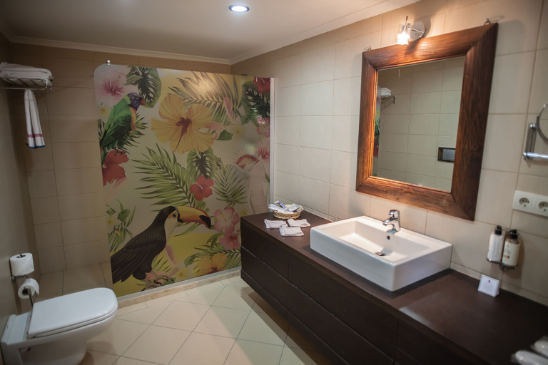 Bathroom 5, Toka Bodrum Hotel & Beach Club, Bodrum
