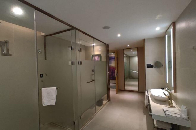 Bathroom 5, Lavande Hotel Huawei Gangtou Metro Station, Shenzhen