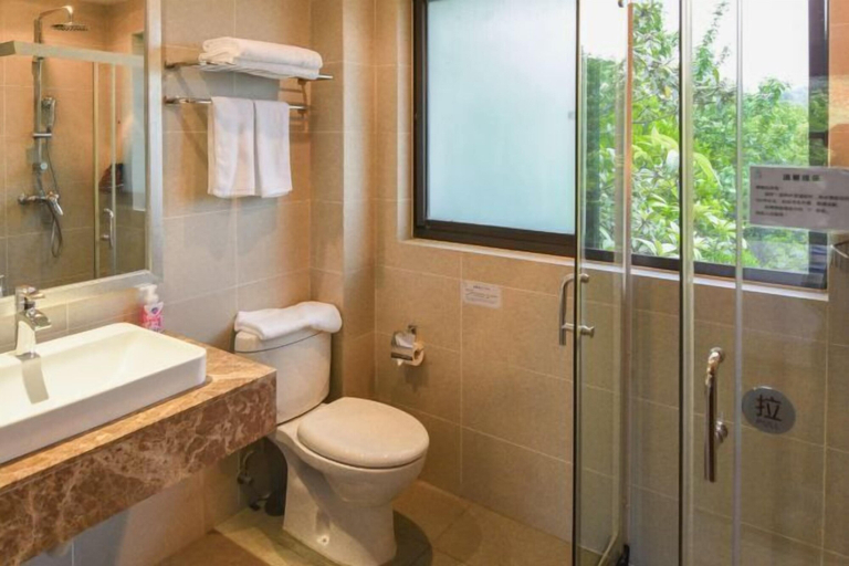 Bathroom 4, Juanshui Hostel, Suzhou