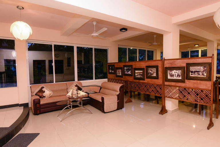 Public Area 2, Sobaya Kandy, K.F.G. & G. Korale