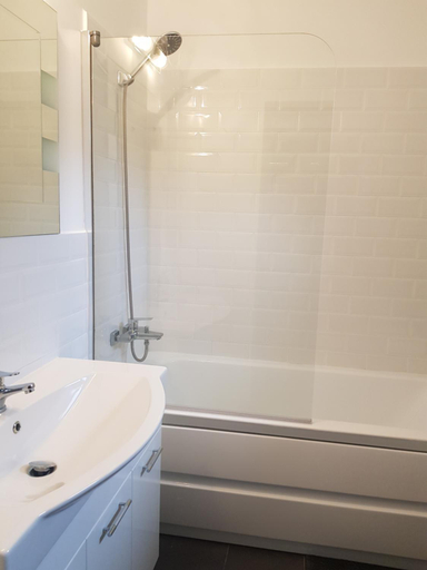 Bathroom 2, Luxury Modern Apartments, Baia Mare