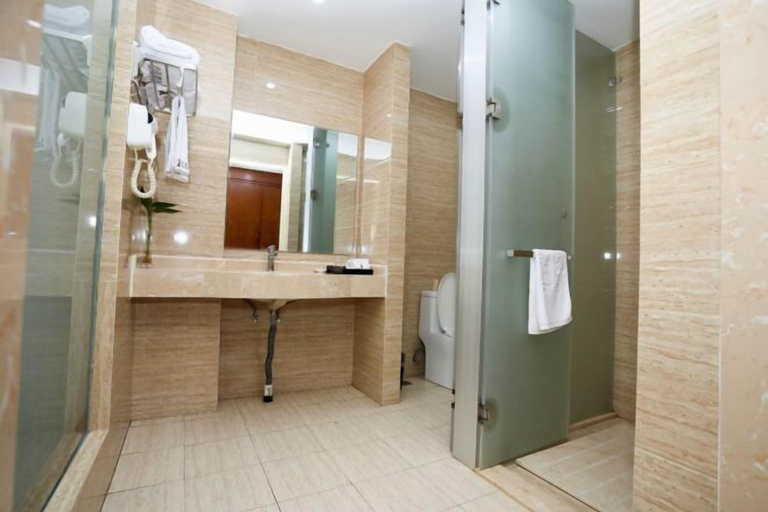 Bathroom 4, Huashang Hotel, Huzhou