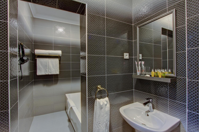 Bathroom 5, Karagat Hotel, Ak-Suu