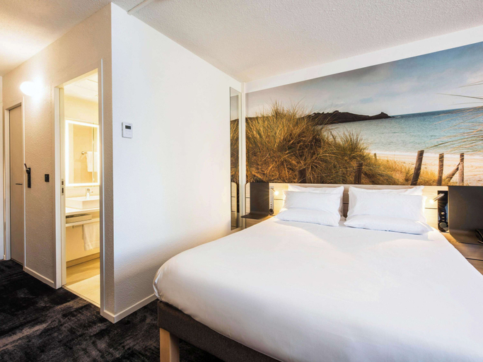 Bedroom 18