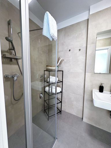 Bathroom 4, Grazora Living Apartments, Graz