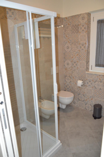 Bedroom 3, Perfect Station, La Spezia