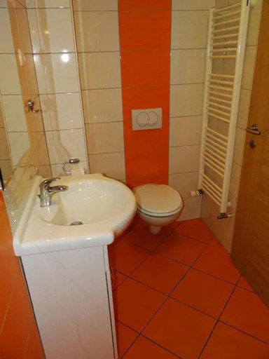 Bathroom 3, Apartments FABRKA, Ljubljana
